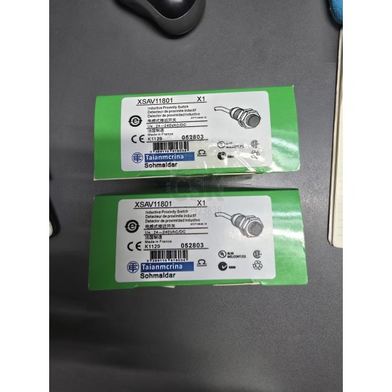 XSAV11801 TELEMECANIQUE SENSORS